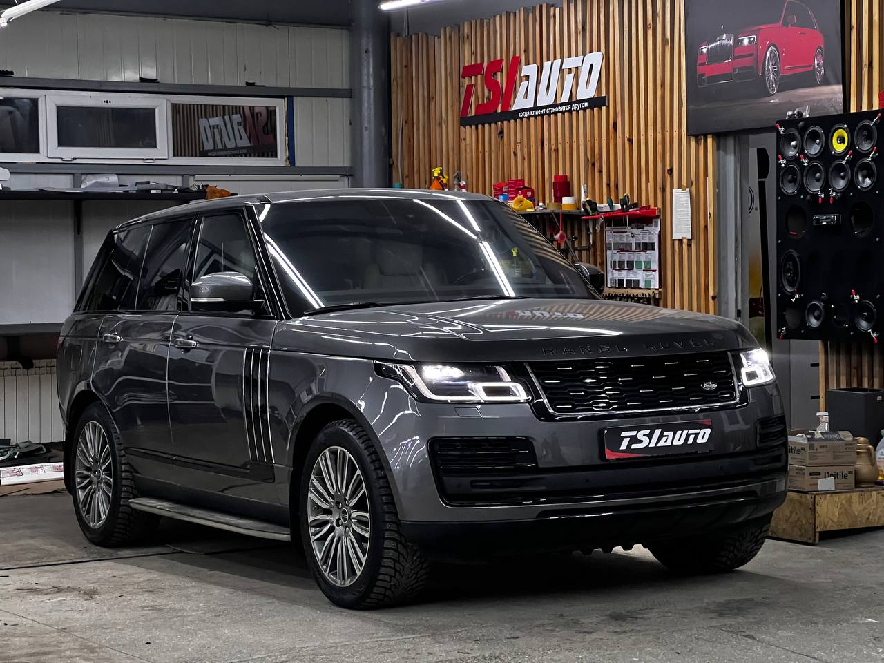 Шумоизоляция Range Rover в Ростове-на-Дону